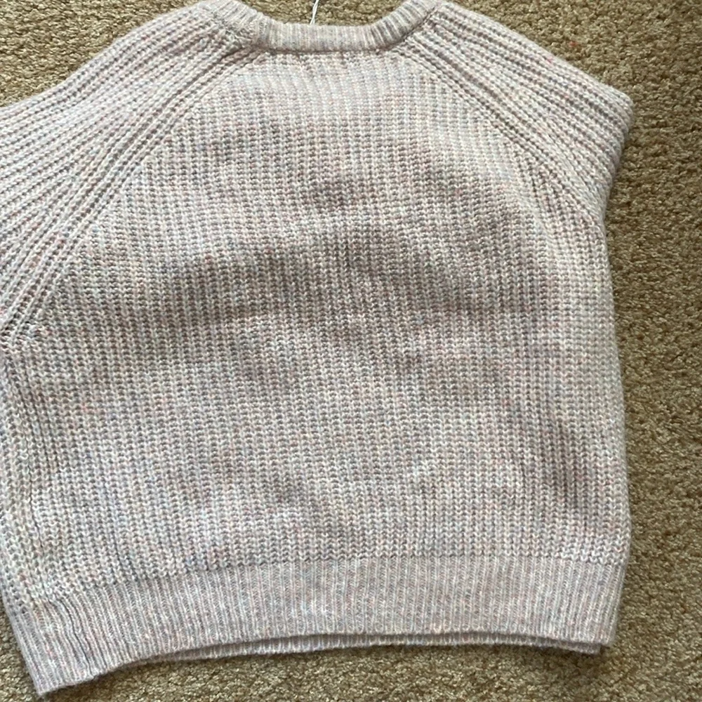 Francesca’s light pink with blues short sweater. XL - Picture 7 of 10